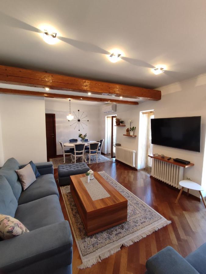 Deluxe Apartment Lejla - Free Garage Parking ซาราเยโว ภายนอก รูปภาพ