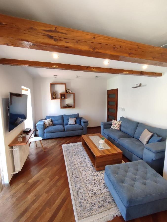 Deluxe Apartment Lejla - Free Garage Parking ซาราเยโว ภายนอก รูปภาพ