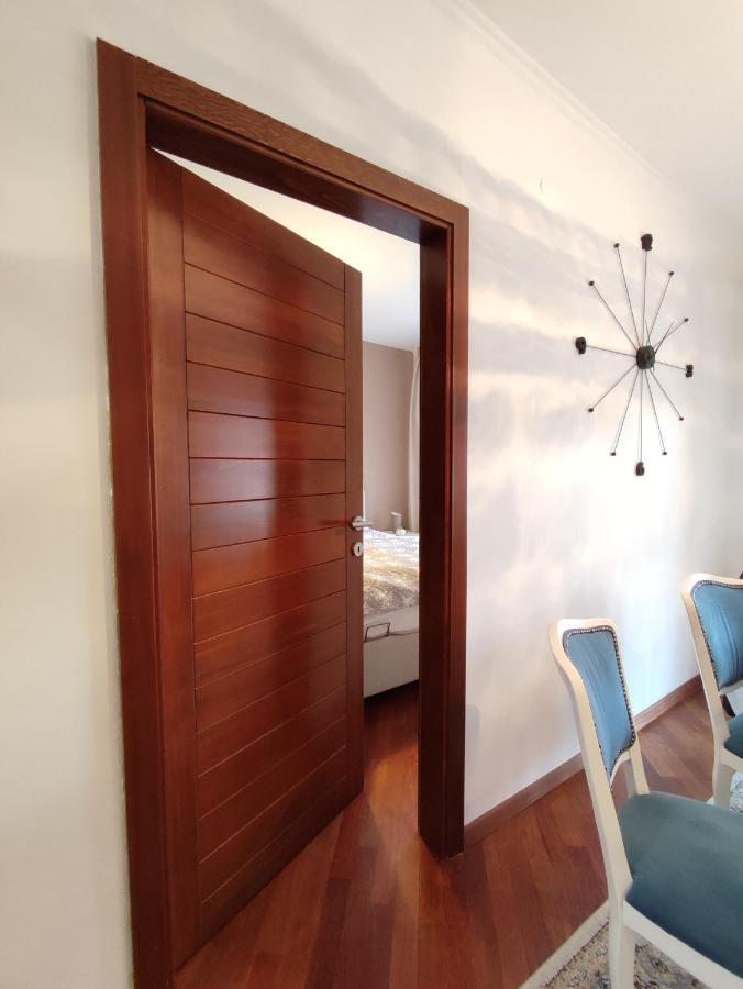 Deluxe Apartment Lejla - Free Garage Parking ซาราเยโว ภายนอก รูปภาพ